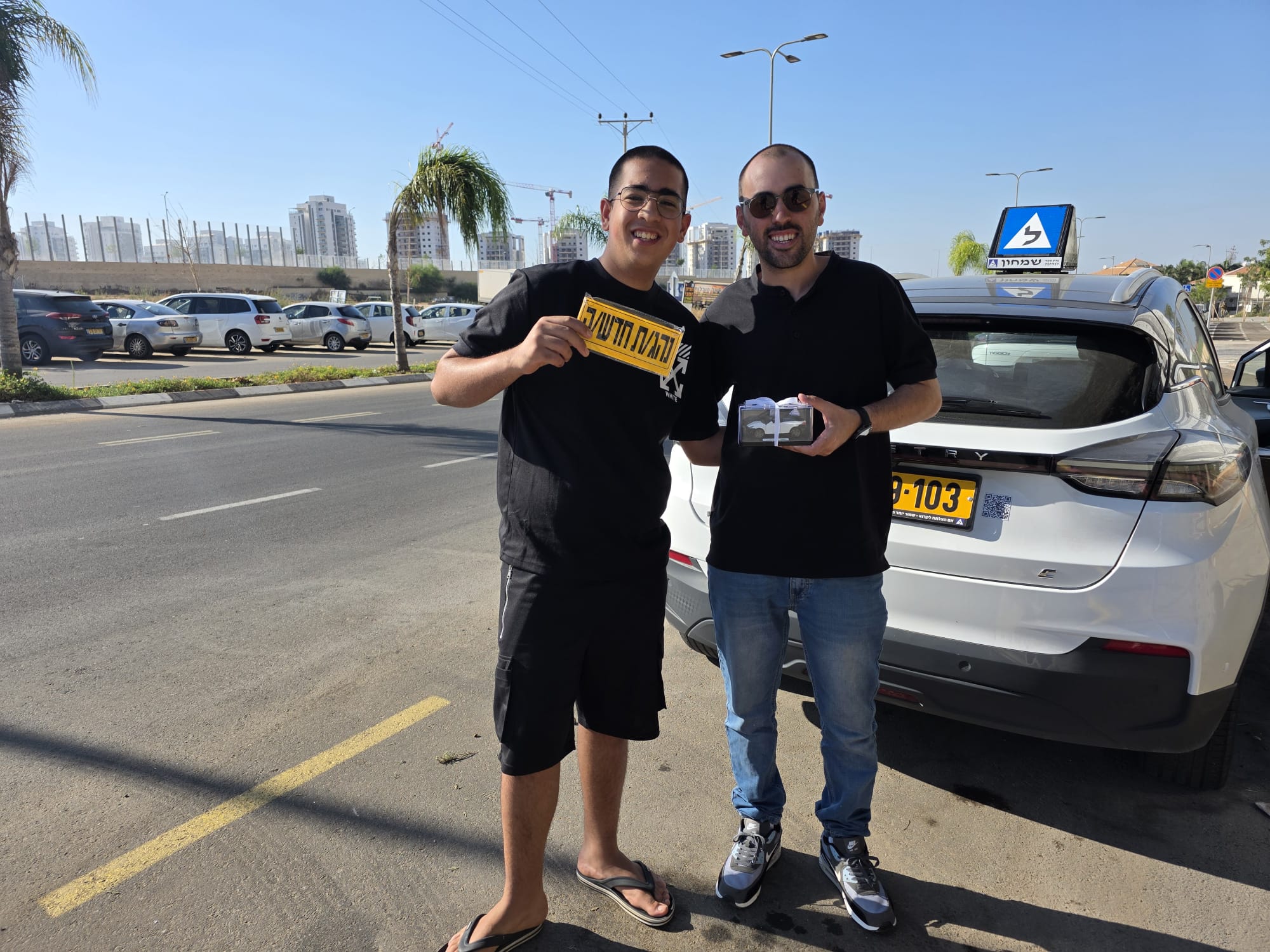 תלמיד נהיגה של שלומי שמחון אחרי מעבר טסט - שיעורי נהיגה ולימוד נהיגה עם מורה נהיגה מומלץ 10
